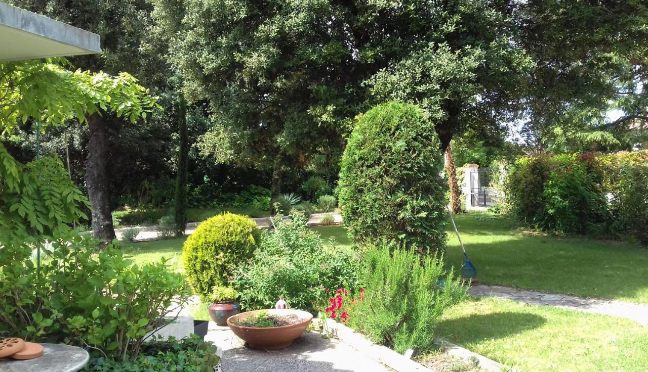 La Louvetiere Hotell Roquefort-les-Pins Eksteriør bilde